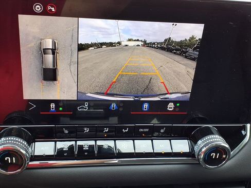 New 2026 GMC Canyon Elevation w/ Convenience Package image 6