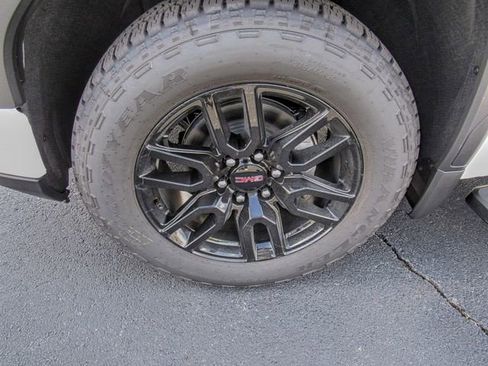 New 2026 GMC Sierra 1500 Elevation w/ Elevation Premium Package image 12