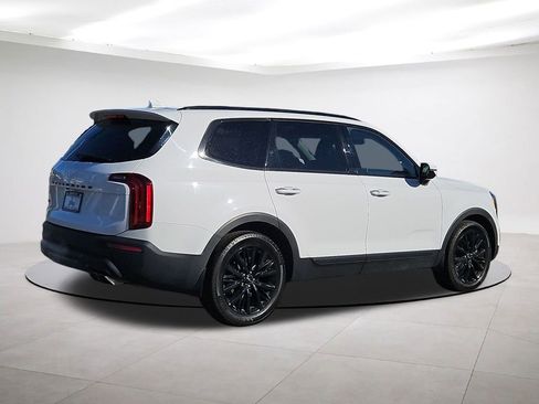 Used 2022 Kia Telluride SX w/ SX Prestige Package image 7