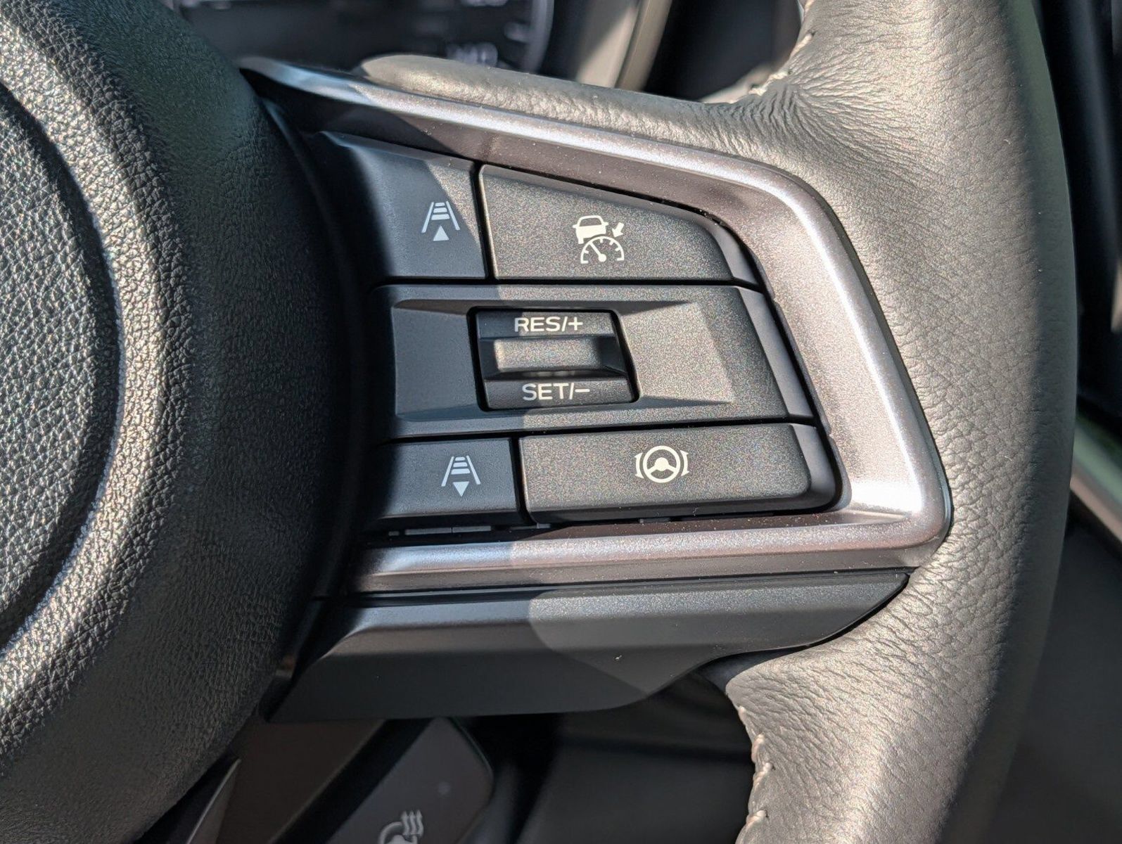 New 2026 Subaru Ascent Limited AWD/4WD image 36