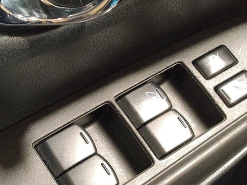 Used 2015 Nissan Versa Note SV image 27