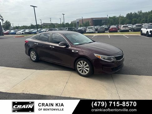 Used 2016 Kia Optima LX FWD image 2