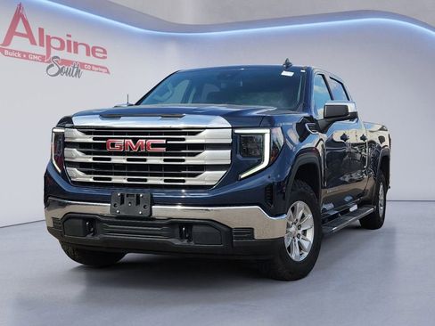 Used 2022 GMC Sierra 1500 SLE AWD/4WD image 1