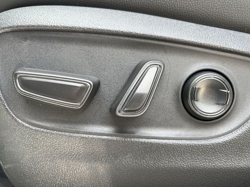 Used 2026 Toyota Grand Highlander FWD image 24