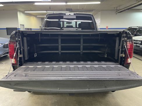 Used 2016 RAM 1500 Sport w/ Black Ram 1500 Sport Group image 8