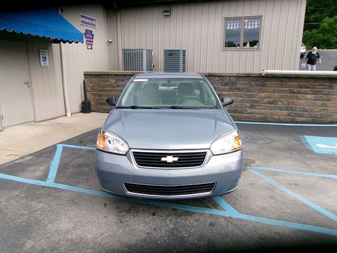 Used 2007 Chevrolet Malibu LS image 4