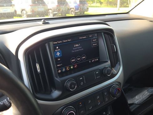 Used 2020 Chevrolet Colorado LT w/ Luxury Package AWD/4WD image 14
