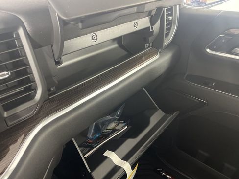 New 2026 Chevrolet Silverado 1500 LT image 39