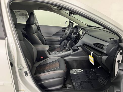 New 2026 Subaru Crosstrek 2.5i Limited w/ Crosstrek Mirror Package image 13