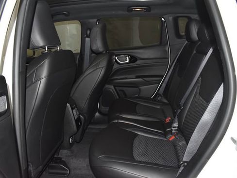 New 2026 Jeep Compass Latitude w/ Sun and Sound Group image 27