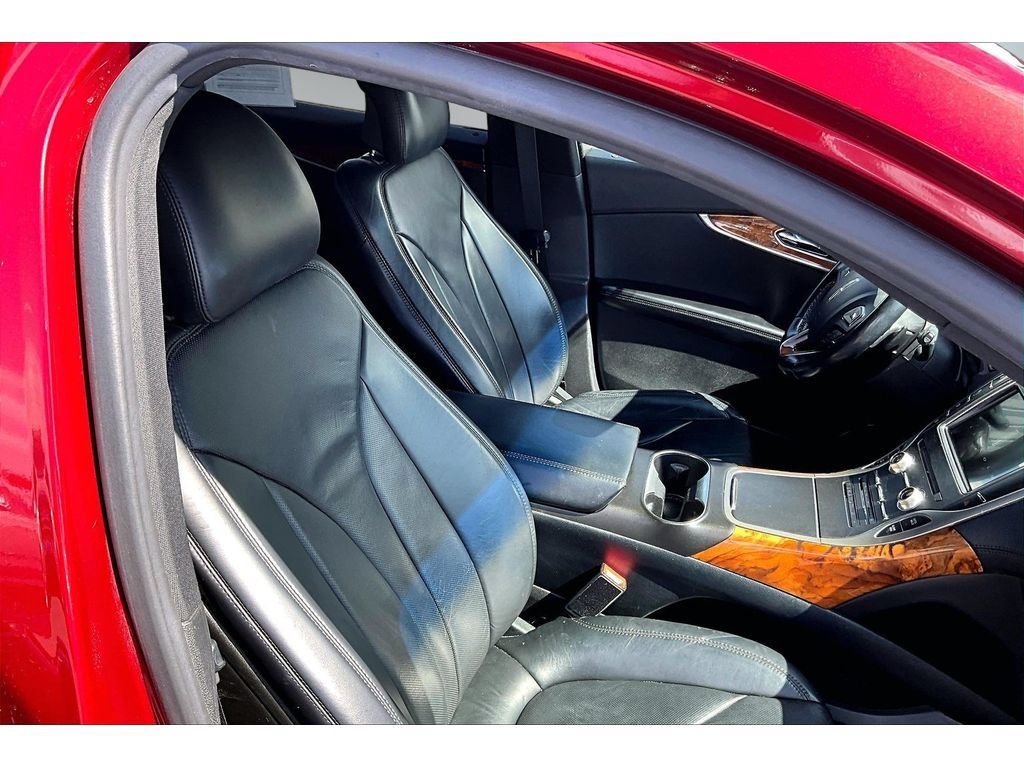 Used 2016 Lincoln MKX Reserve w/ Equipment Group 102A AWD/4WD image 24