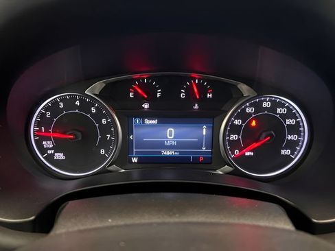 Used 2024 GMC Terrain SLE FWD image 17