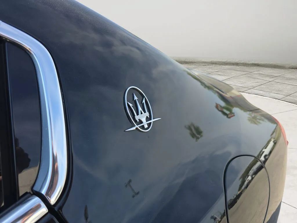 Used 2017 Maserati Ghibli RWD image 32