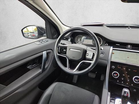 Used 2023 Land Rover Discovery Sport S image 24