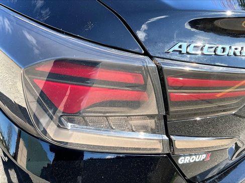 Used 2021 Honda Accord Touring image 27