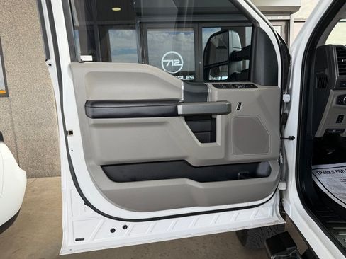 Used 2019 Ford F250 XLT w/ XLT Value Package AWD/4WD image 19