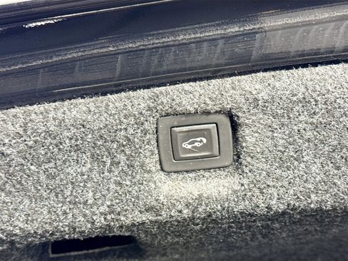 Used 2018 Cadillac CT6 Platinum image 36