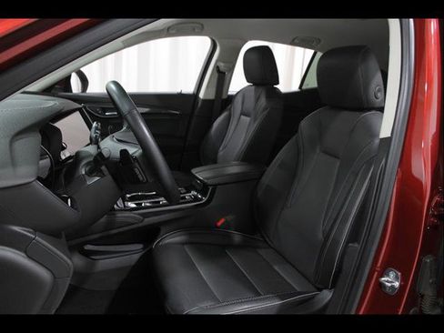Used 2023 Buick Envision Essence FWD image 5