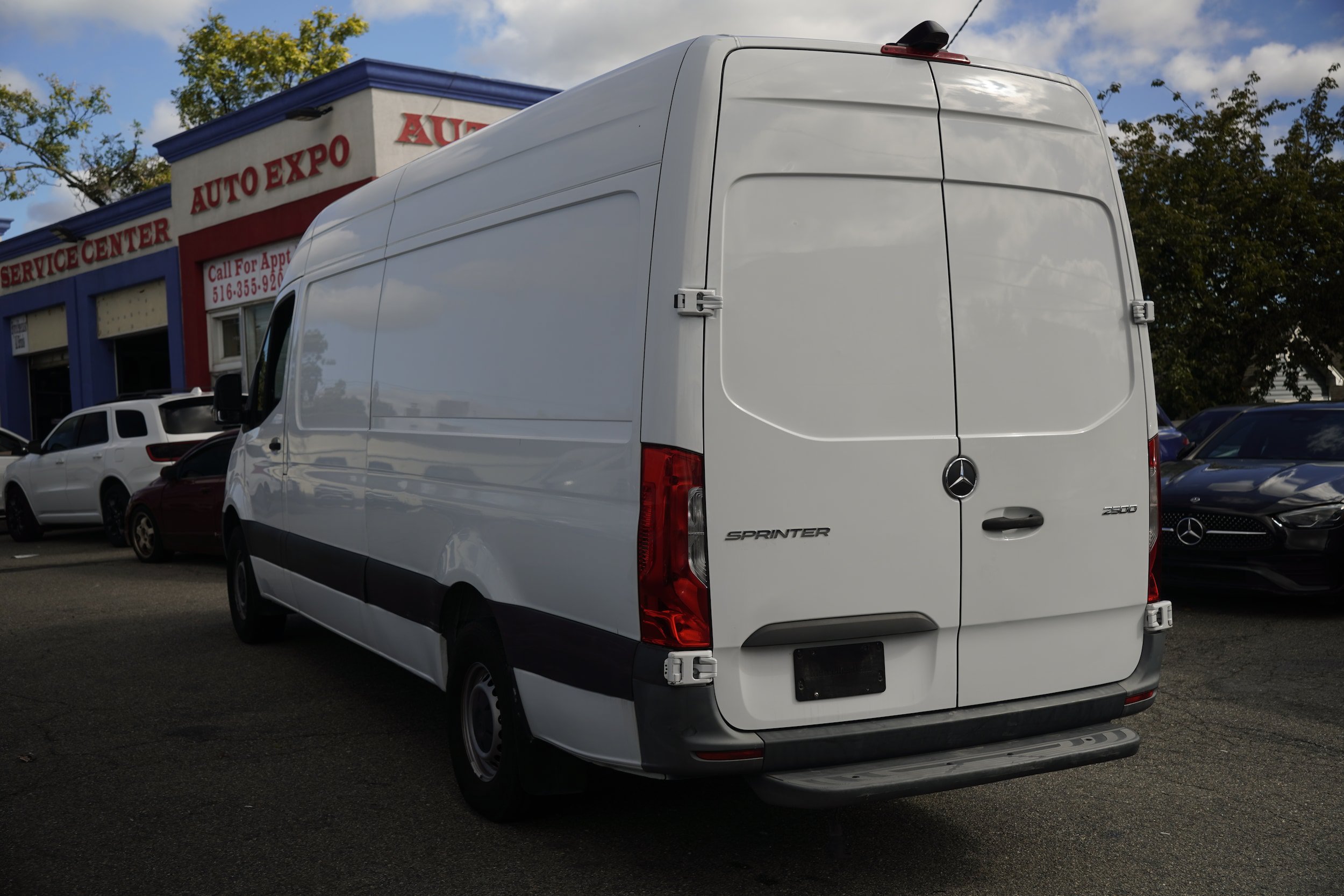 Used 2023 Mercedes-Benz Sprinter 2500 image 5