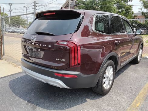 Used 2021 Kia Telluride LX FWD image 6