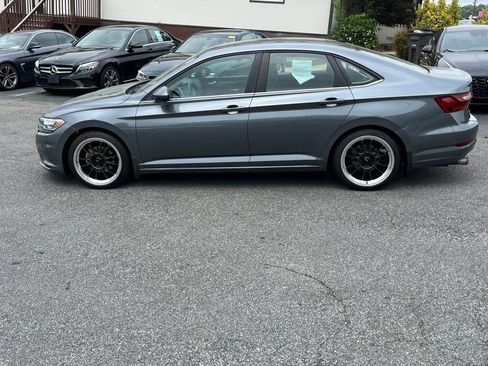 Used 2021 Volkswagen Jetta S w/ Driver Assistance Package FWD image 3