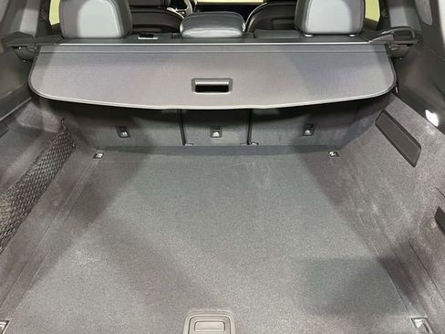 New 2026 Porsche Cayenne image 19