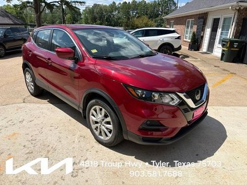 Used 2022 Nissan Rogue Sport S FWD image 1