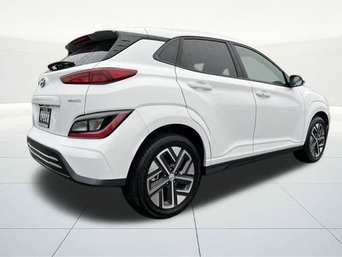 Certified 2023 Hyundai Kona SE image 5