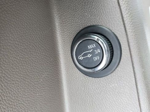 Used 2019 Chevrolet Traverse Premier w/ Driver Confidence II Package image 27