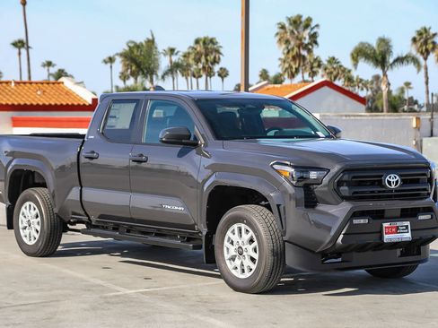 New 2026 Toyota Tacoma SR5 image 4