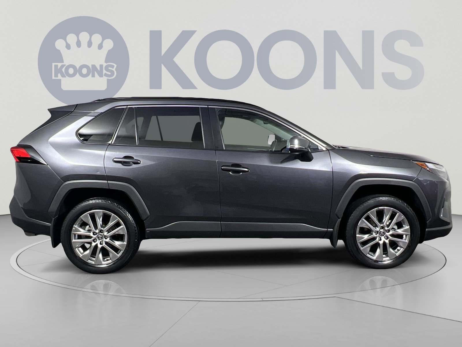 Used 2023 Toyota RAV4 XLE Premium AWD/4WD image 8