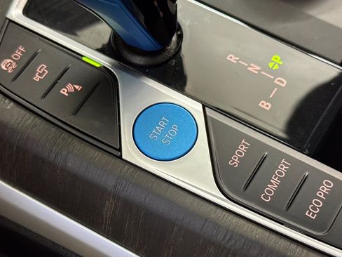 Certified 2023 BMW i4 eDrive40 RWD image 19