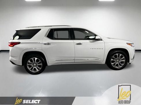 Used 2020 Chevrolet Traverse Premier FWD image 4