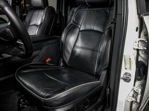 Used 2023 RAM 2500 Limited AWD/4WD image 30