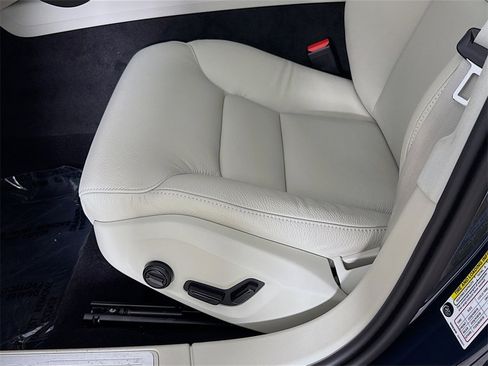 New 2026 Volvo V60 B5 Cross Country Plus w/ Climate Package image 20