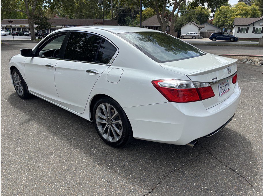 Used 2014 Honda Accord Sport image 7