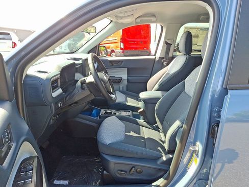 New 2025 Ford Maverick XLT w/ XLT Luxury Package image 11