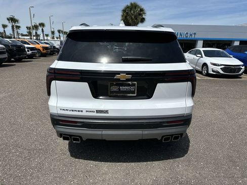 Used 2025 Chevrolet Traverse LT AWD/4WD image 15