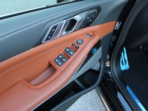 New 2026 BMW X7 M60i image 29