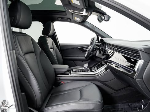 Certified 2025 Audi Q7 2.0T Premium Plus w/ Premium Plus Package image 21