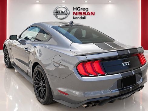 Used 2021 Ford Mustang GT RWD image 2