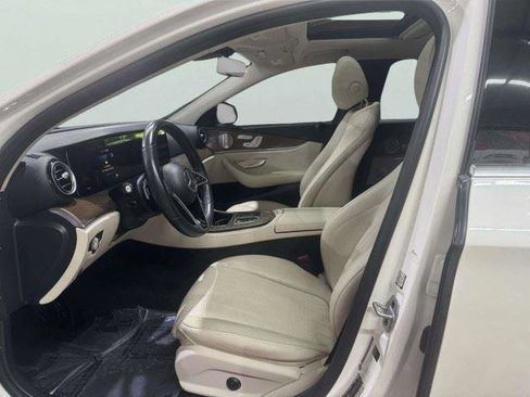 Used 2021 Mercedes-Benz E 350 Sedan image 17