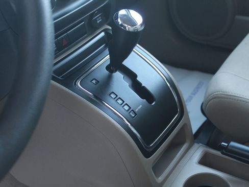 Used 2011 Jeep Patriot Sport w/ PWR Value Group AWD/4WD image 23