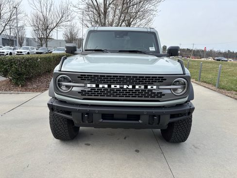 Used 2024 Ford Bronco Badlands image 4