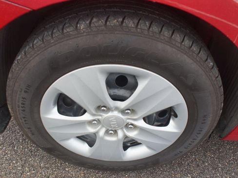 Used 2016 Kia Forte LX FWD image 16