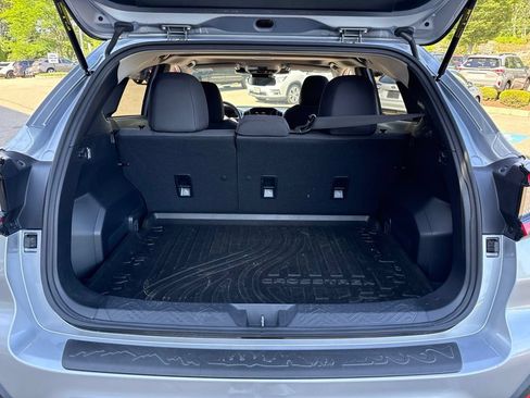 Used 2025 Subaru Crosstrek 2.5i Premium AWD/4WD image 12