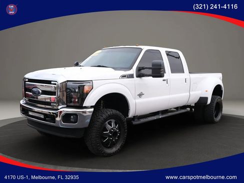 Used 2015 Ford F350 Lariat w/ Lariat Interior Package image 1