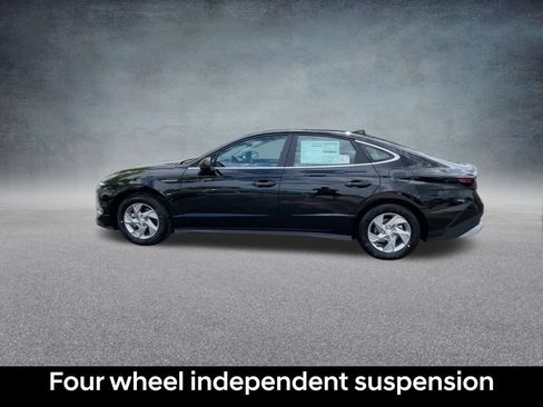 Used 2026 Hyundai Sonata SE FWD image 14