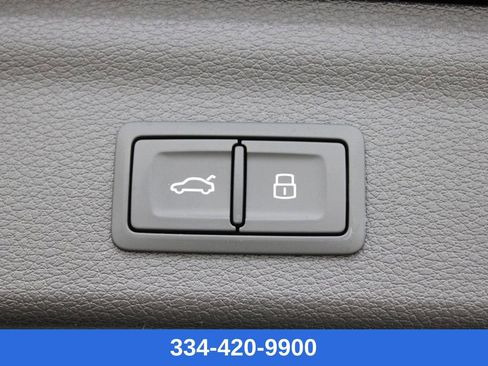 New 2025 Audi Q3 2.0T Premium image 31