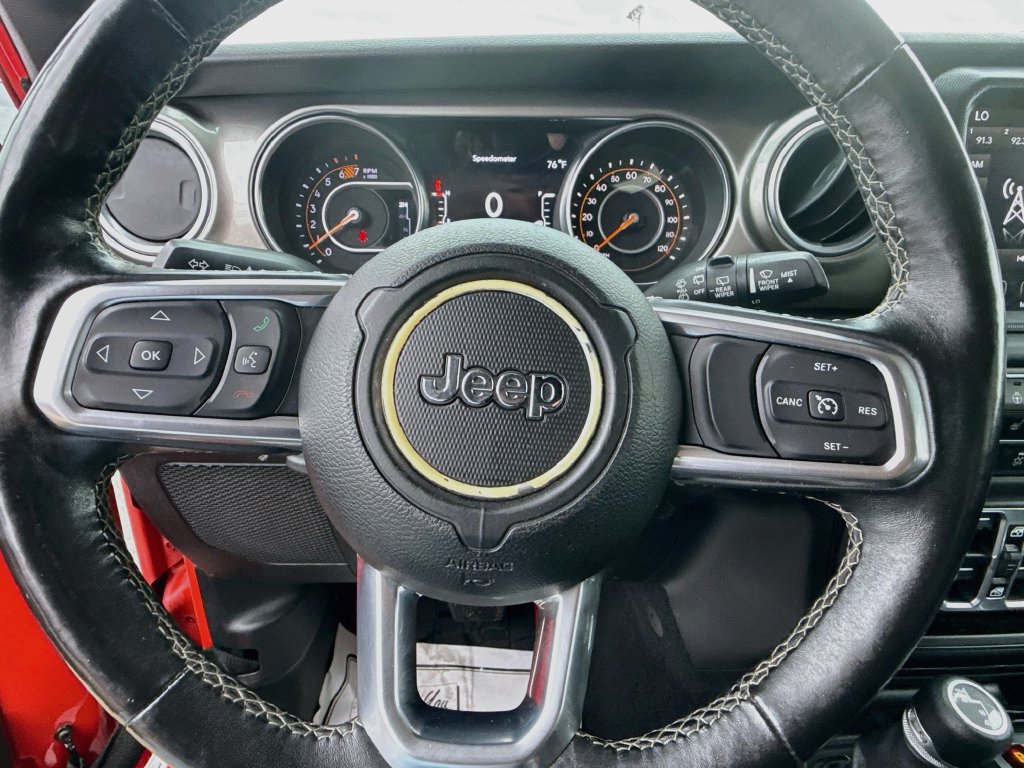 Used 2018 Jeep Wrangler Unlimited Sahara AWD/4WD image 11